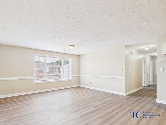 Building Photo - 00506