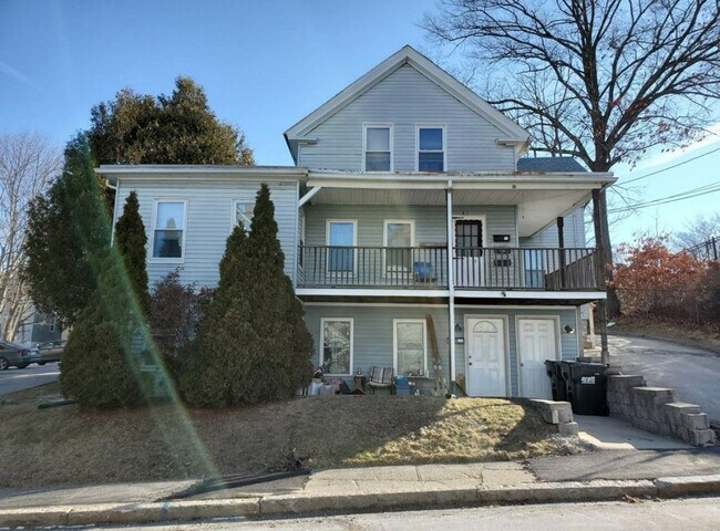Building Photo - 41 Whitcomb St