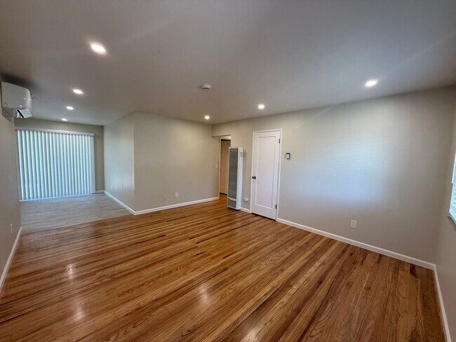 Building Photo - 53 Ramsgate Ct