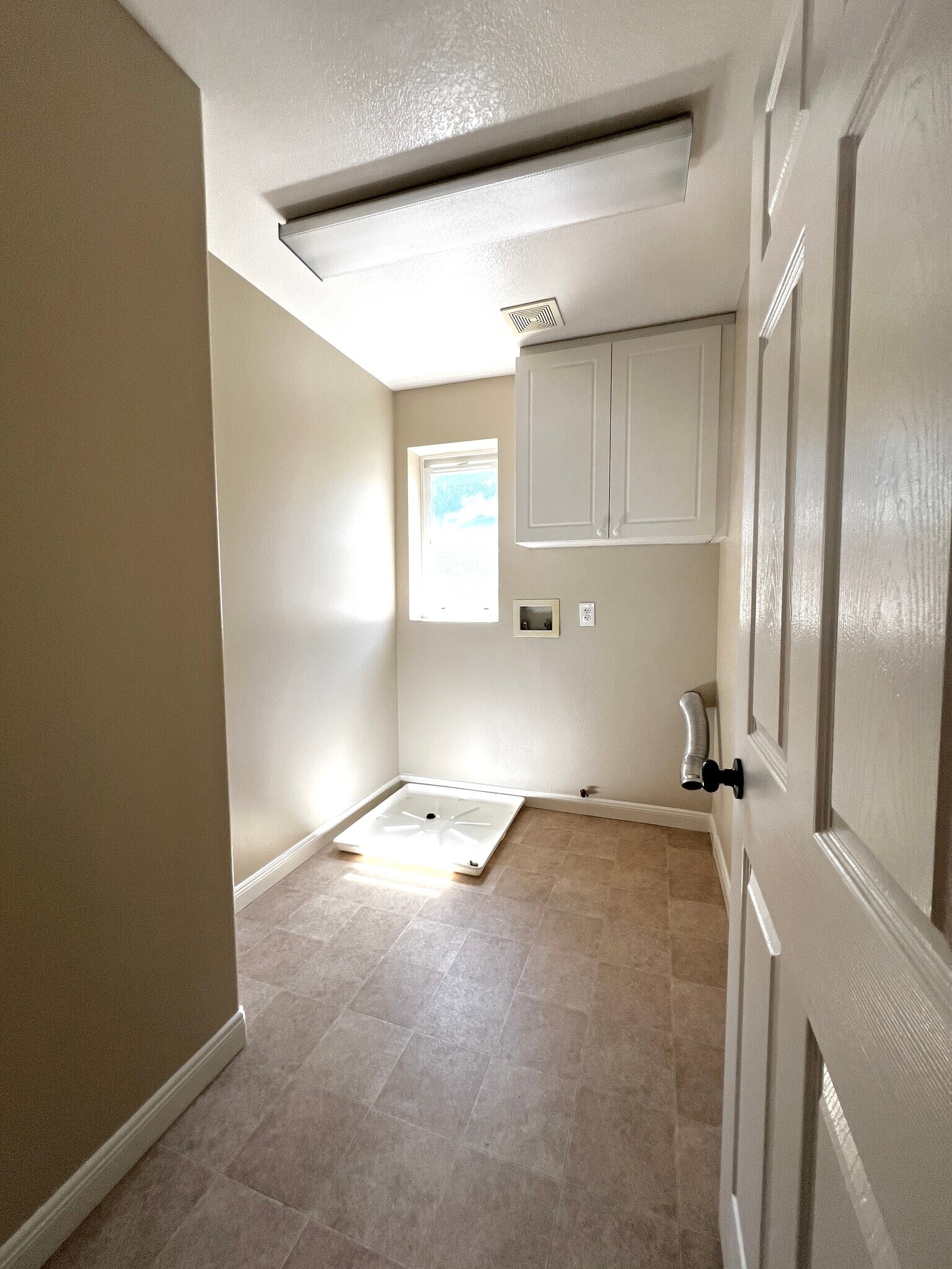 Building Photo - 15 Rue Du Chateau