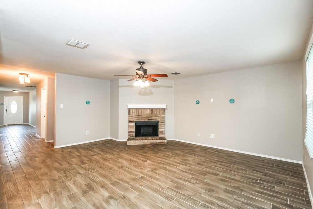 Building Photo - 2033 Shawnee Trail