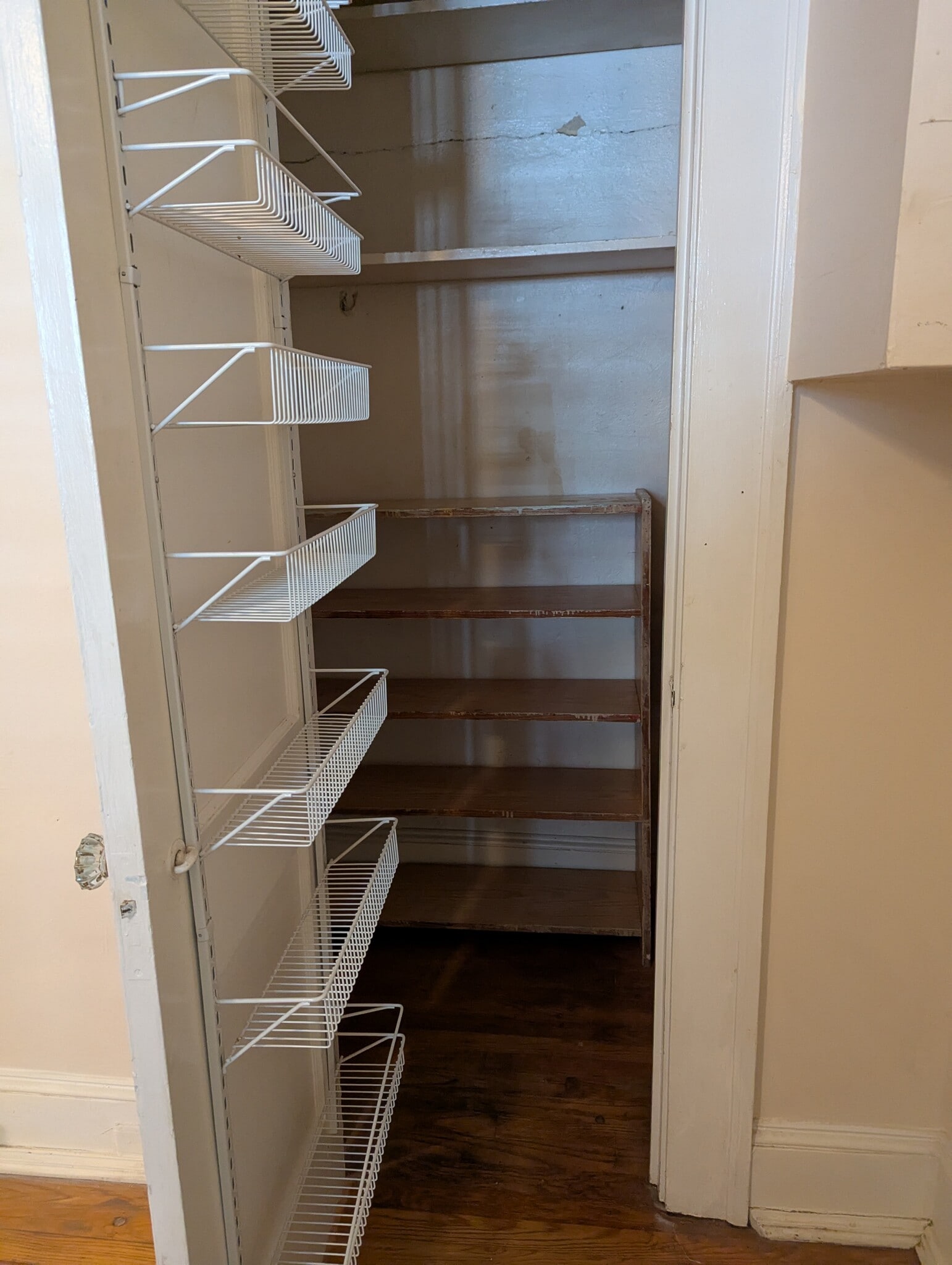 Building Photo - 1085 Bellevue Dr NE