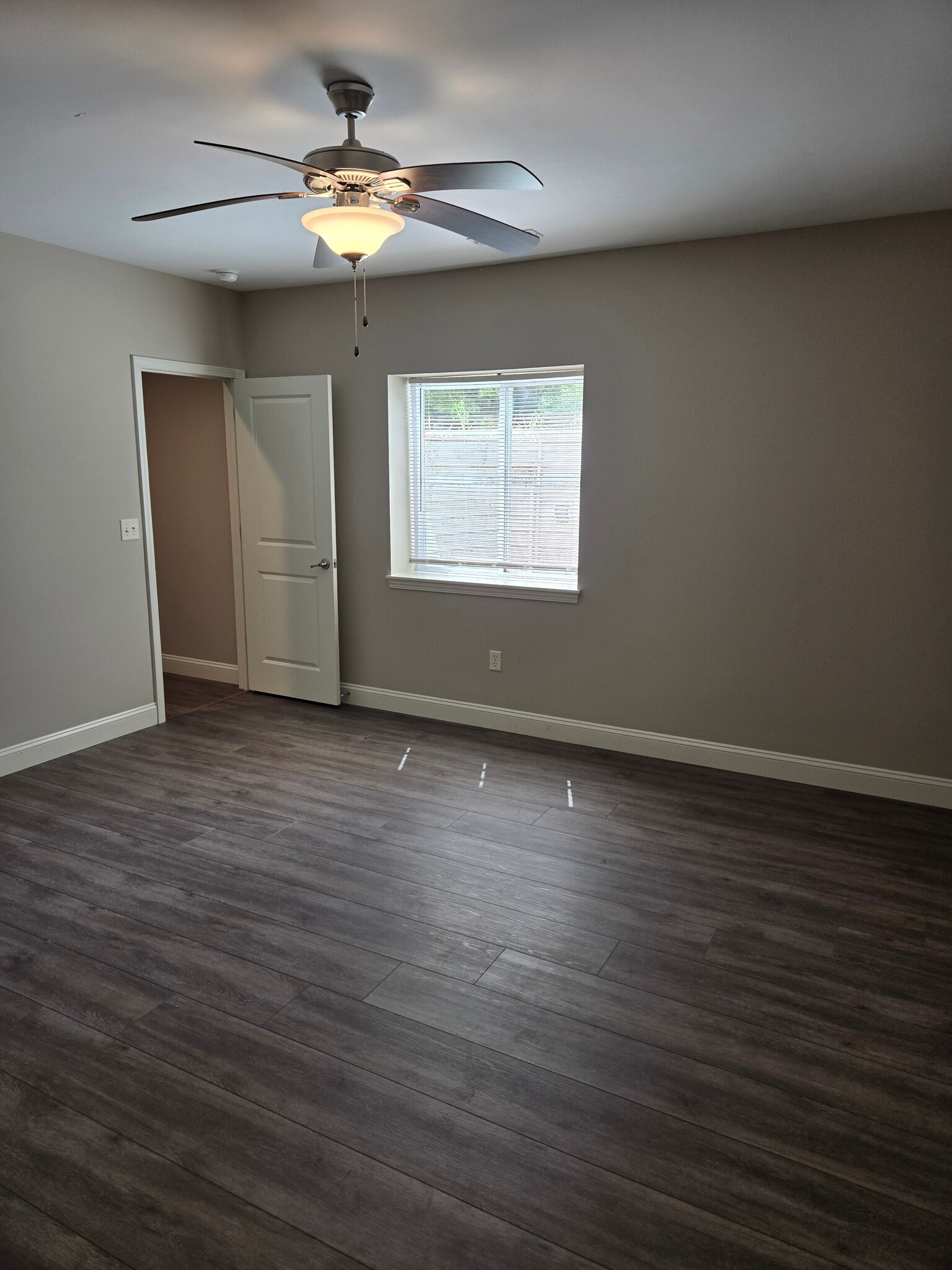 Building Photo - 75 Lucinda Dr