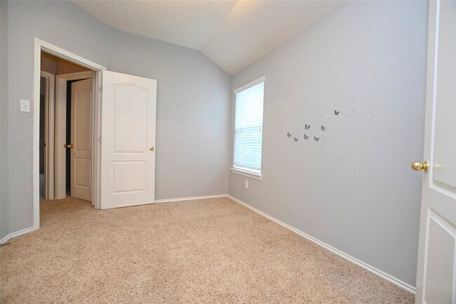 Building Photo - Promenade Lane, Pearland, TX 77584 - 4 BR 2 BA single-family home
