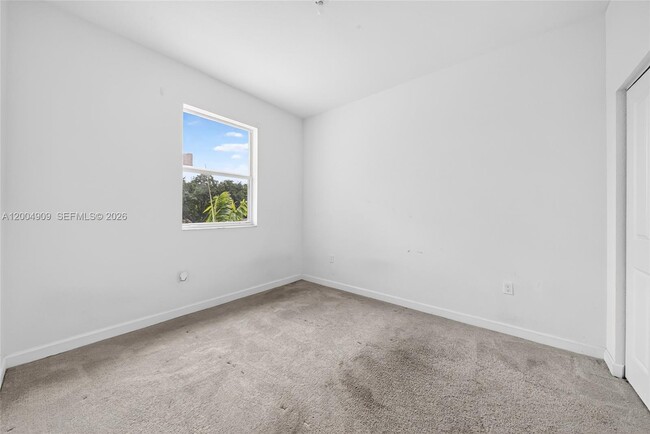 Building Photo - 5555 NW 27th St