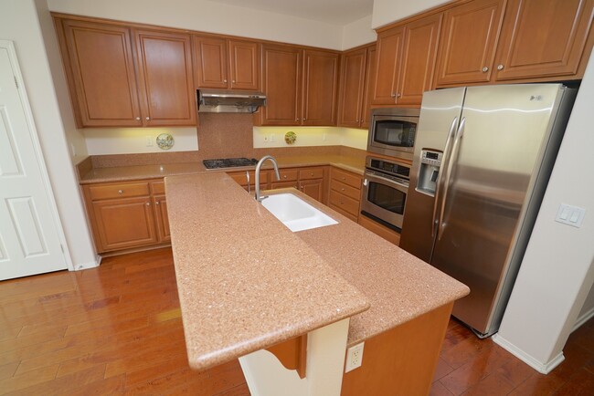 Building Photo - Creekside 4 Bedroom Home for Rent in Valen...