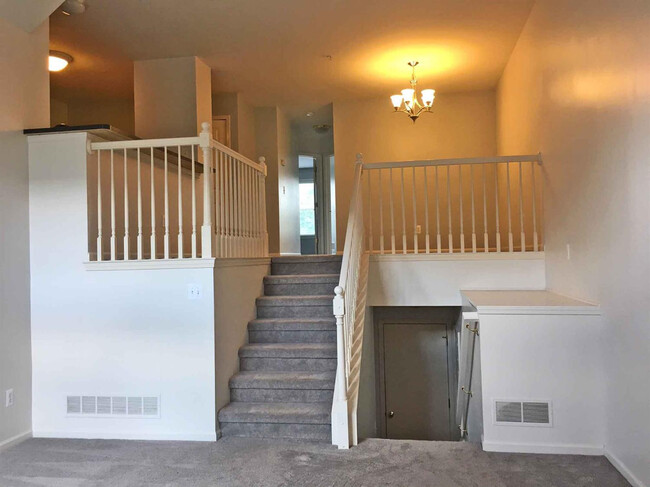 Building Photo - 2797 Barclay Way
