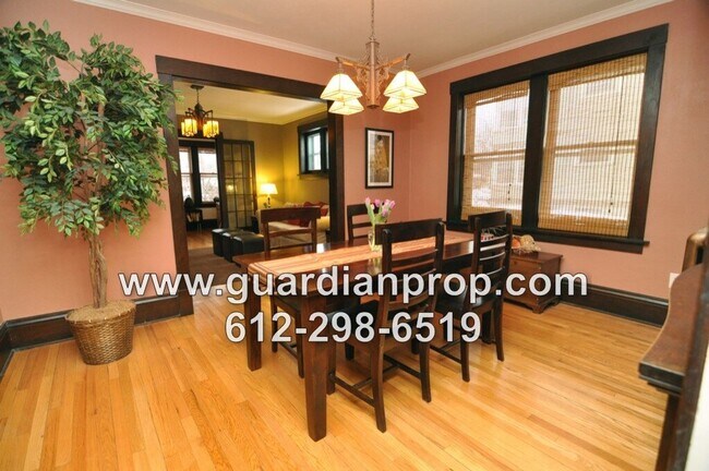 Building Photo - Merriam Park Condo Available November, Mai...