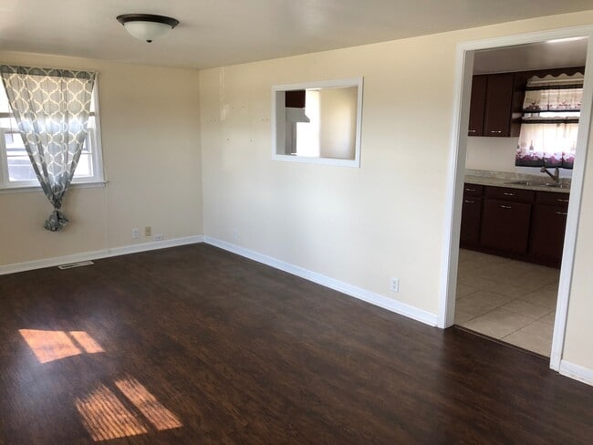 Building Photo - Newly Updated House in a Great Neighborhood!