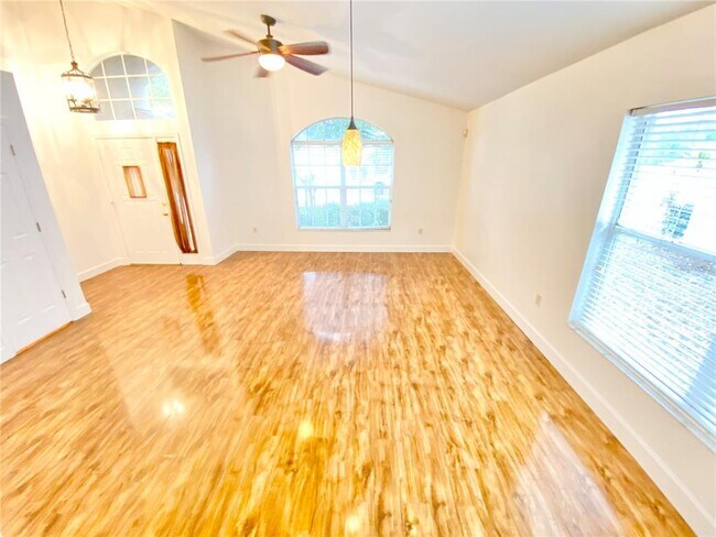 Building Photo - 4286 Shadow Creek Cir