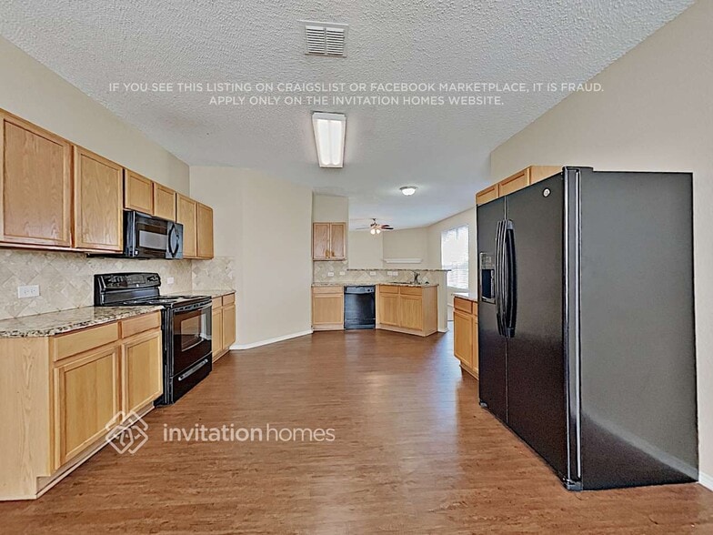 Building Photo - 2834 Clear Creek Dr