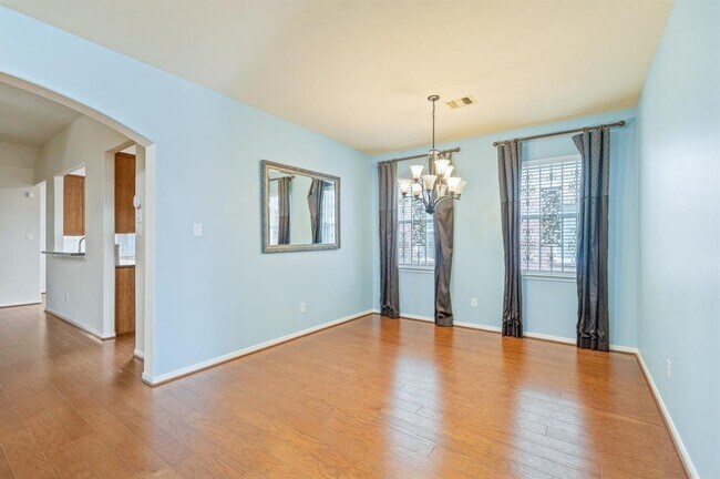 Building Photo - 8911 Cedar Mound Ln