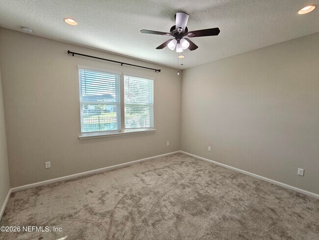 Building Photo - 1876 Amberly Dr