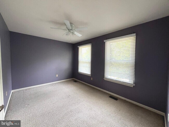 Building Photo - 8519 Wheatfield Way