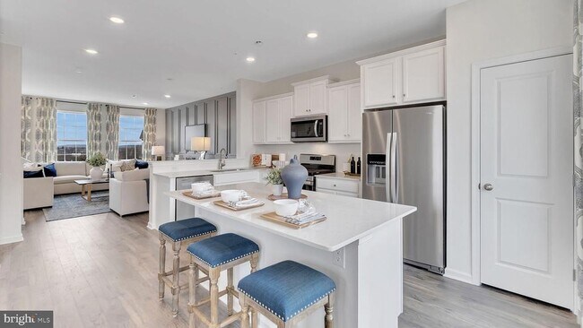Building Photo - 1090 Meadowlark Dr