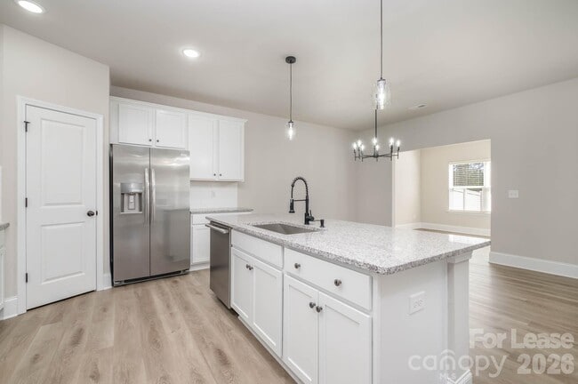 Building Photo - 2507 Lynbridge Dr
