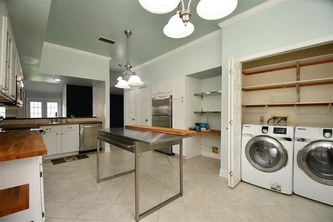 Building Photo - 12814 Ashford Meadow Dr