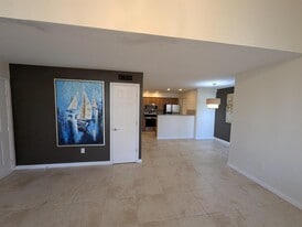 Building Photo - 1345 Crystal Way
