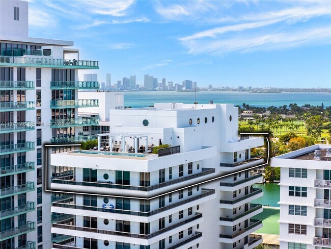 Building Photo - 5801 Collins Ave