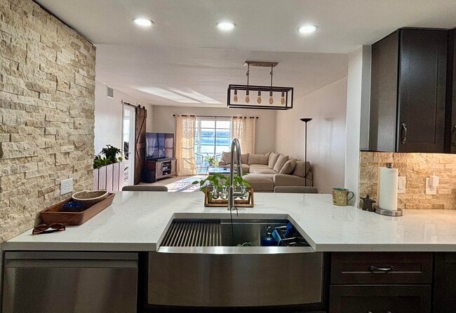 Building Photo - 1501 SW 134th Way