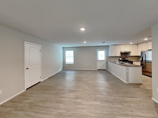 Building Photo - 7310 Adaja Riv