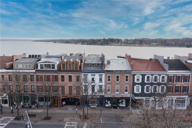 Primary Photo - 38 E Genesee St