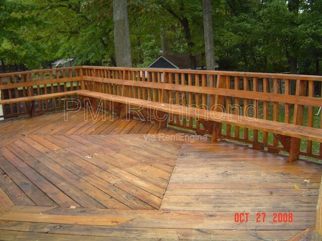 Building Photo - 8634 Rainwater Rd