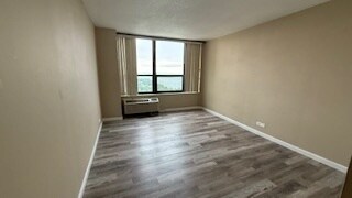 Building Photo - 5100 N Marine Dr