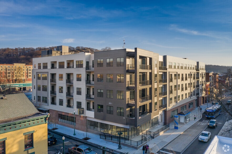 Vicina Modern Urban Flats 100 Congress St Troy NY 12180 Apartment