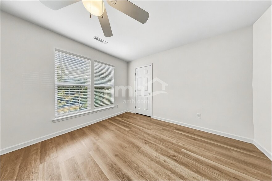 Building Photo - 7026 Church Wood Ln