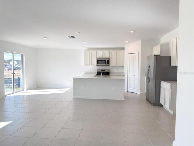 Building Photo - 3212 Alpine Wy