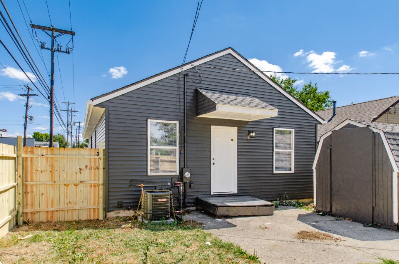 Building Photo - 2367 Jefferson Ave
