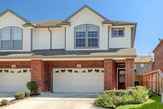 Building Photo - 8908 Minola Oaks Dr