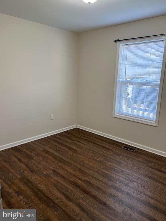 Building Photo - 189 Neptune Wy