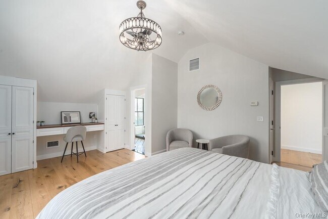 Building Photo - 19000 Main Rd