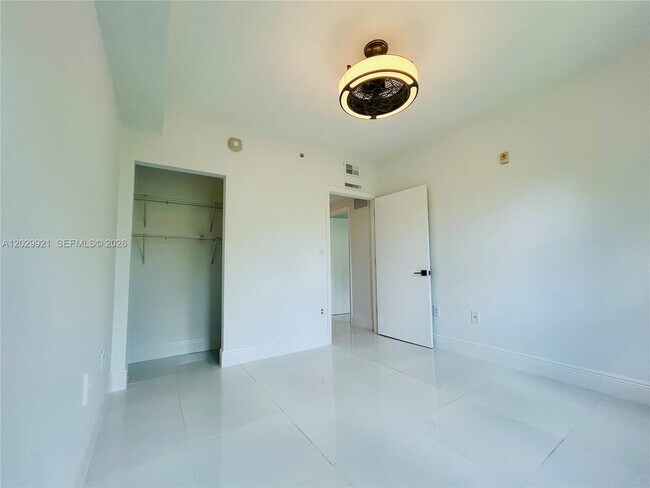 Building Photo - 11040 SW 196th St