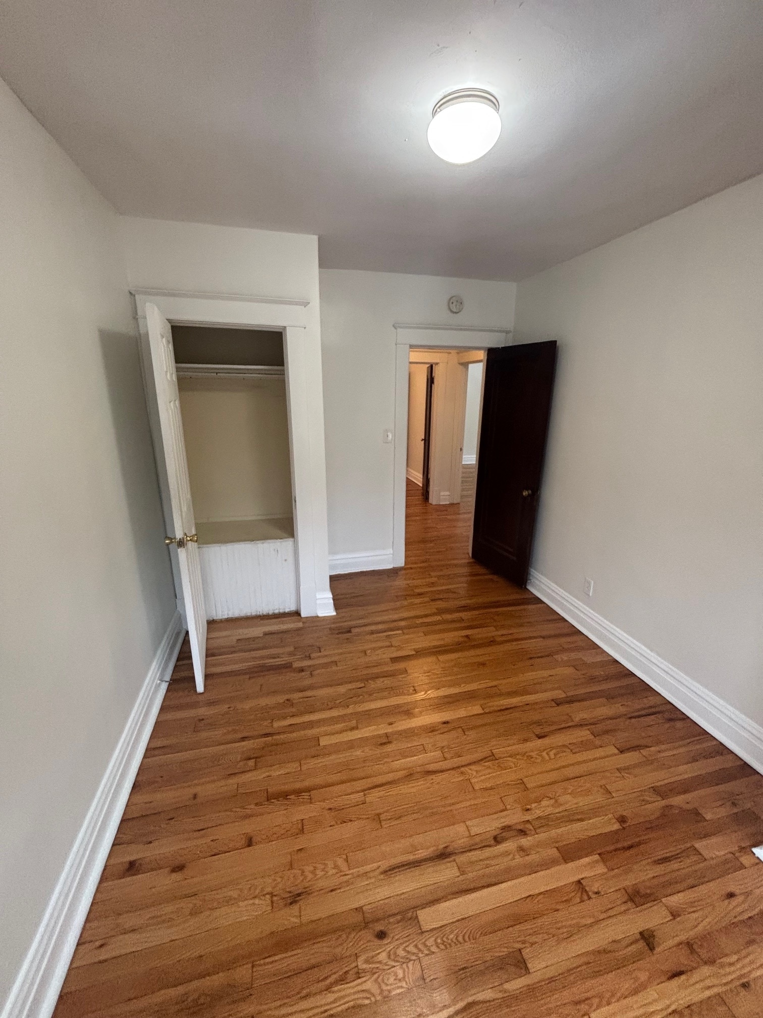 Building Photo - 5054 Winona Ave