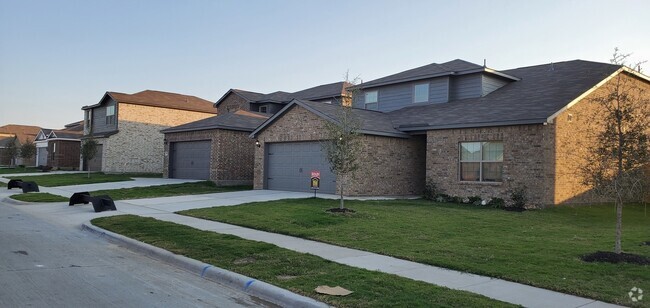 Building Photo - Seagoville Farms