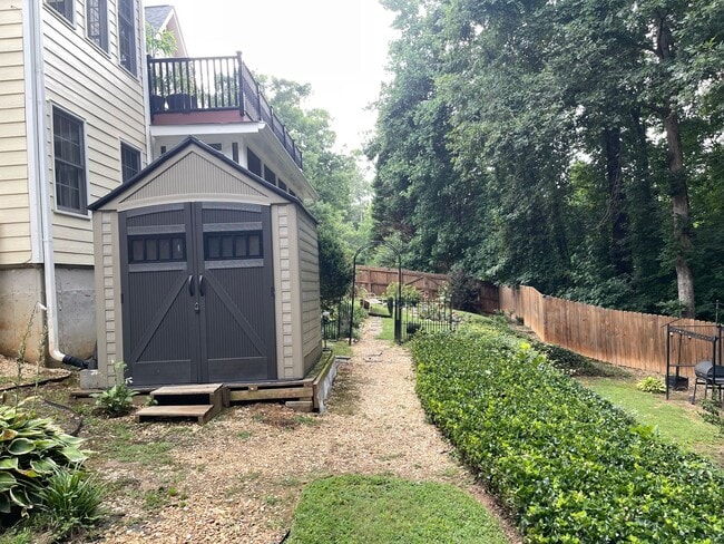 Building Photo - Chapel Hill Subdivision