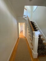 Building Photo - 213 Dana Ave