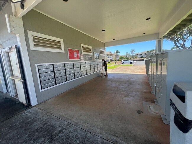 Building Photo - 2 Bedroom / 2 bath, 759 Sq Ft. unit with 2...