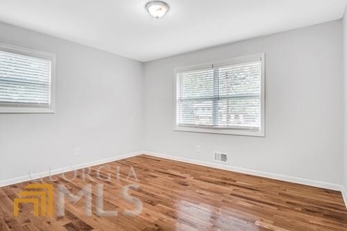 Building Photo - 3820 Leisure Ln