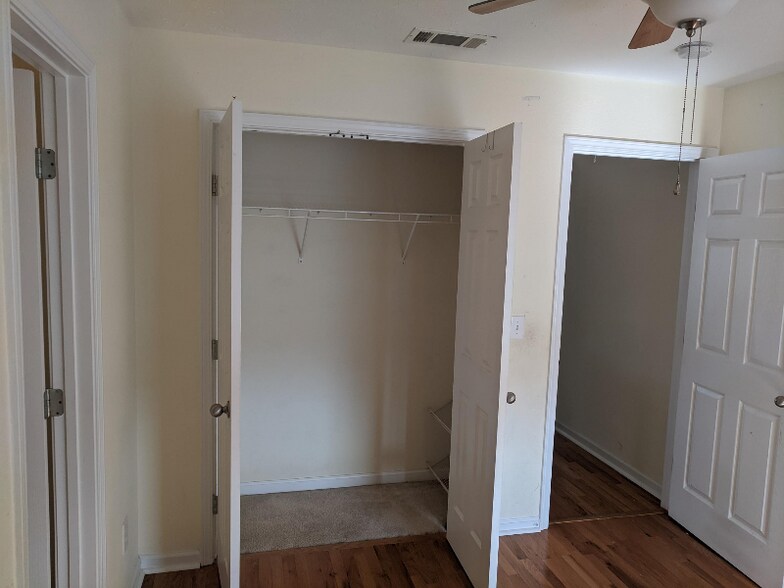 Building Photo - 313 Stewarts Landing Cir