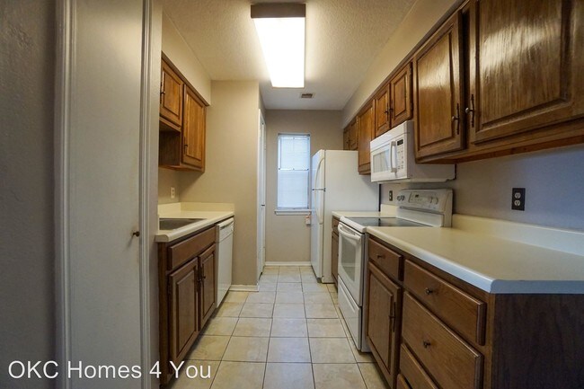 Building Photo - 14329 N Pennsylvania Ave