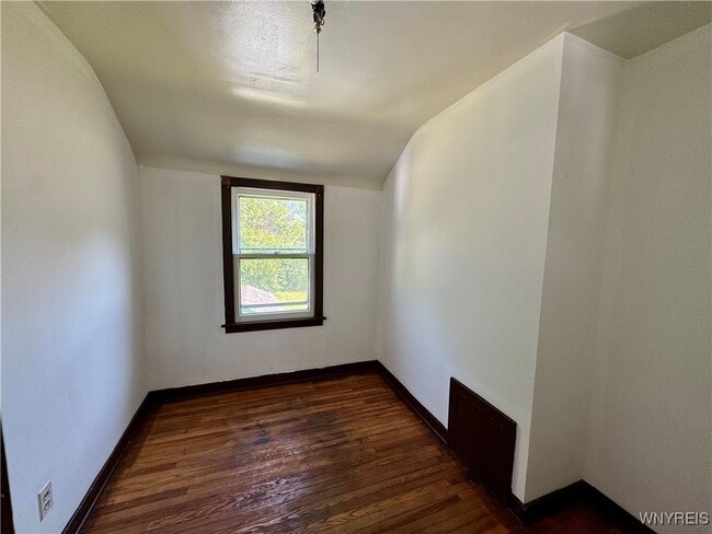 Building Photo - 78 Hempstead Ave