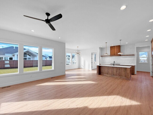 Building Photo - Pet-Friendly Luxury: New 4BD Construction with 2 Dedicated Offices in Eagle’s Centerra Community