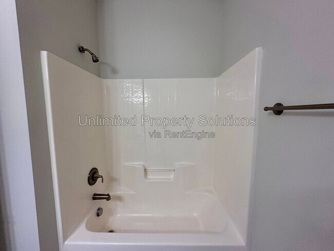 Building Photo - 5009 Whitner Dr