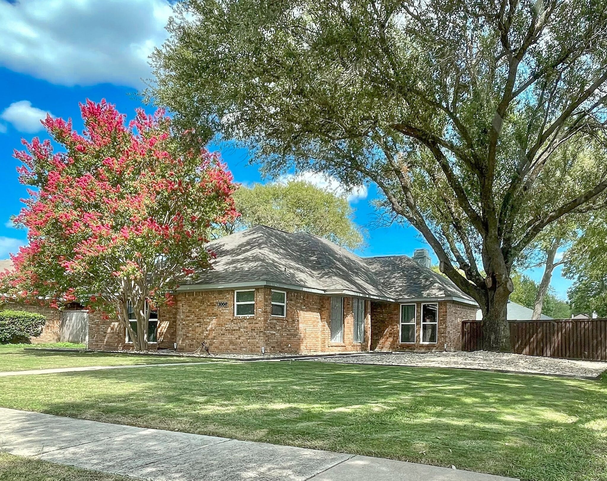 Building Photo - 3008 Osceola Dr
