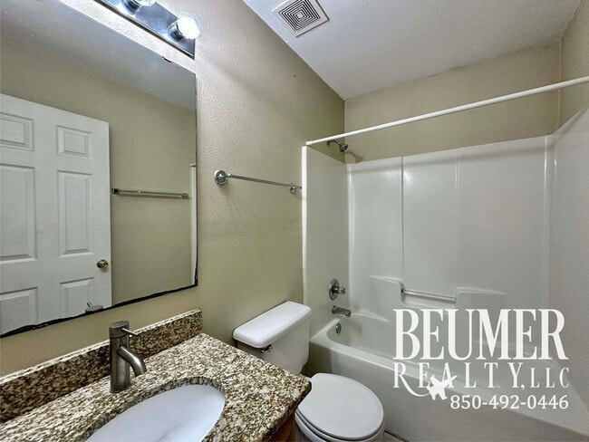 Building Photo - 7 mo Lease Charming Home with Spacious Backyard and Modern Upgrades Near NAS Pensacola