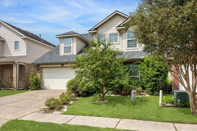 Building Photo - 2411 Lacyberry St